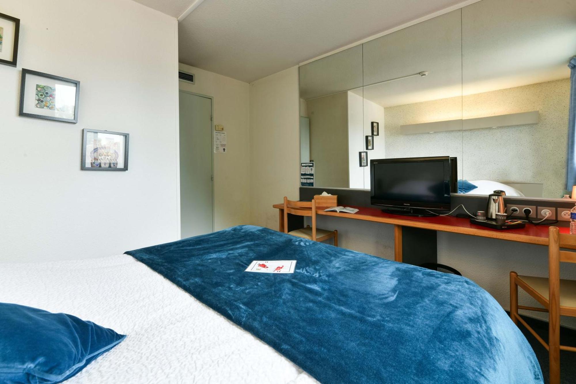 Logis Hotel & Restaurant Ludik Bergerac Luaran gambar