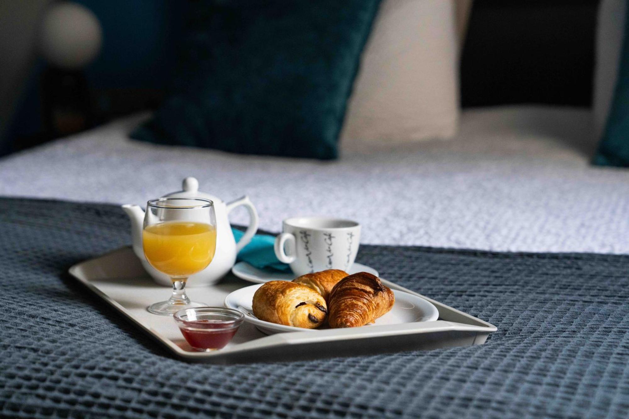 Logis Hotel & Restaurant Ludik Bergerac Luaran gambar