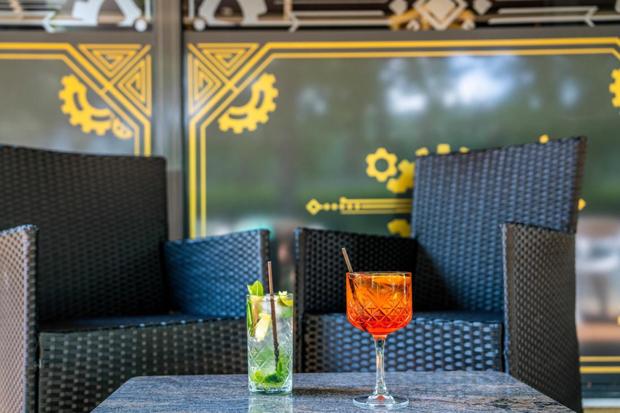 Logis Hotel & Restaurant Ludik Bergerac Luaran gambar
