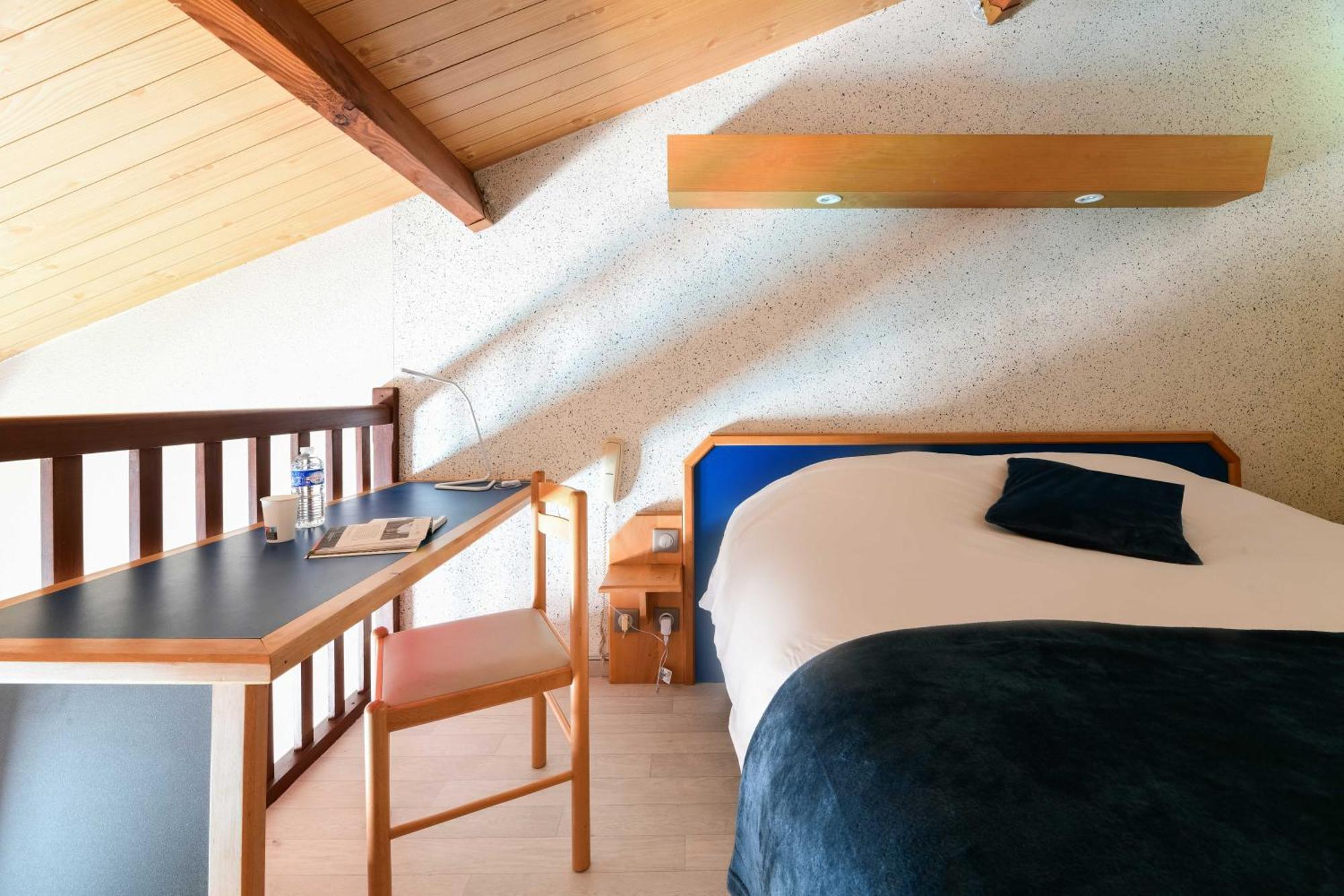 Logis Hotel & Restaurant Ludik Bergerac Luaran gambar